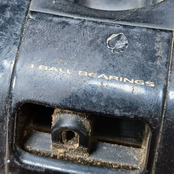 Lot Of (2) Fishing Reels Zebco Pro Staff Baitcast + Shakespeare Synergy Closed - Picture 10 of 11